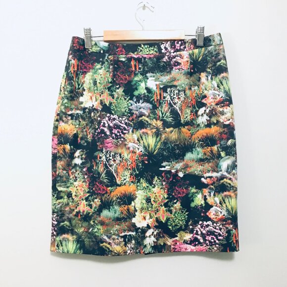 Mario Serrani Paradisical Garden Print Italian Pencil Skirt - Picture 1 of 15